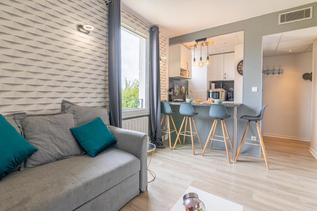 Apartamento Lys - 7 Min Des Parcs Walt Disney- Parfait Pour Les Familles- Arrivee Autonome - Parking & Wifi Gratuit Magny-le-Hongre
